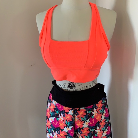 Lorna Jane 7/8 Fluro Leggings - Picture 5 of 7